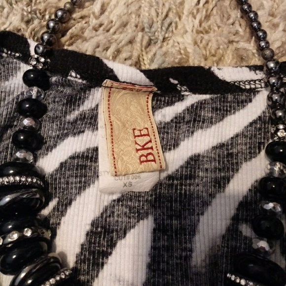 Complete Outfit . - Picture 2 of 5